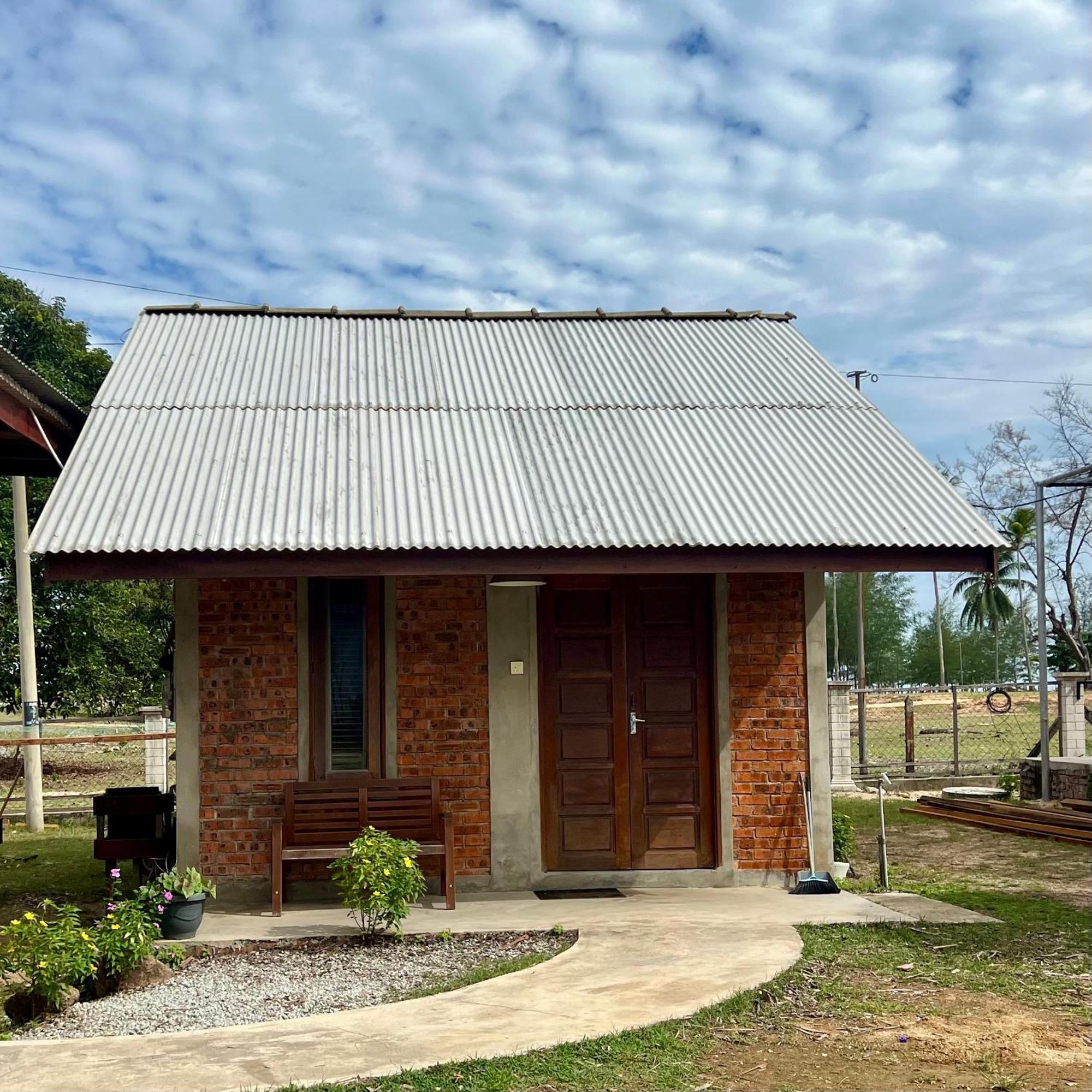 Rembulan Escape - The Red Bowl Villa Kampung Penarik Kültér fotó
